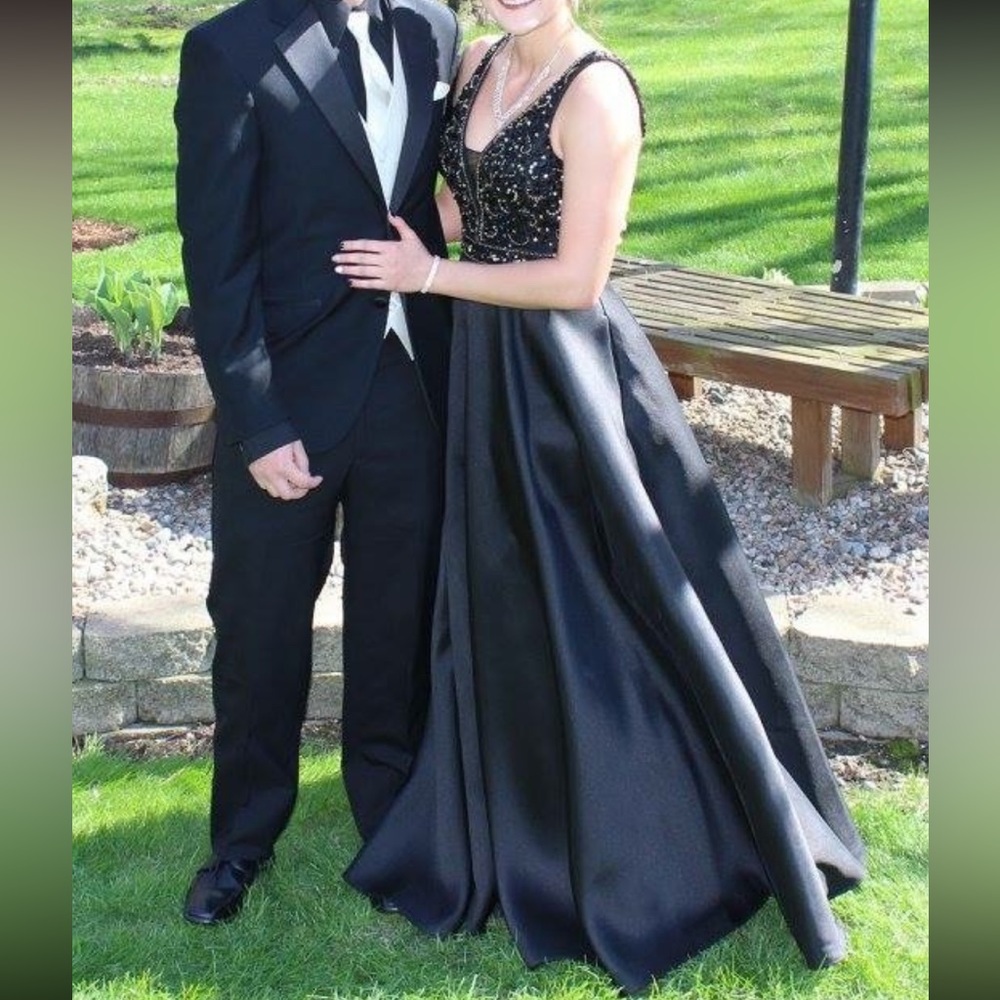 Black Prom Dress